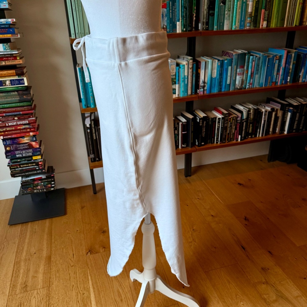 Frank & Eileen Unforgettable Fleece Skirt, Size L - Picture 5 of 6